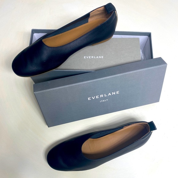 Everlane Italy Black Leather Flats